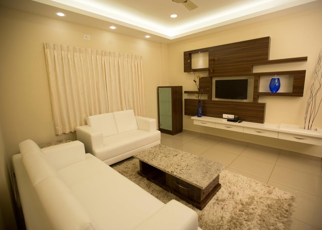 Benaka Suites Bangalore Bagian luar foto