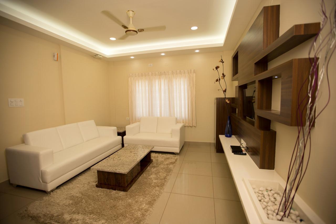 Benaka Suites Bangalore Bagian luar foto